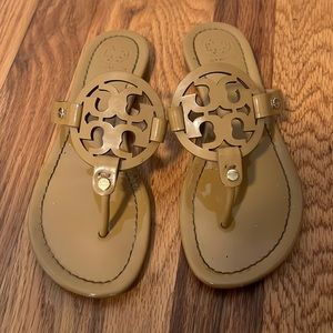 Tory Burch Miller Patent Leather Sandal brown, size 6.5